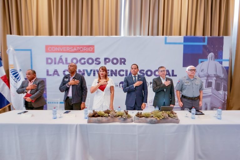 Ministerio de Interior y Policía Fortalece el Diálogo por la Convivencia Social en La Romana