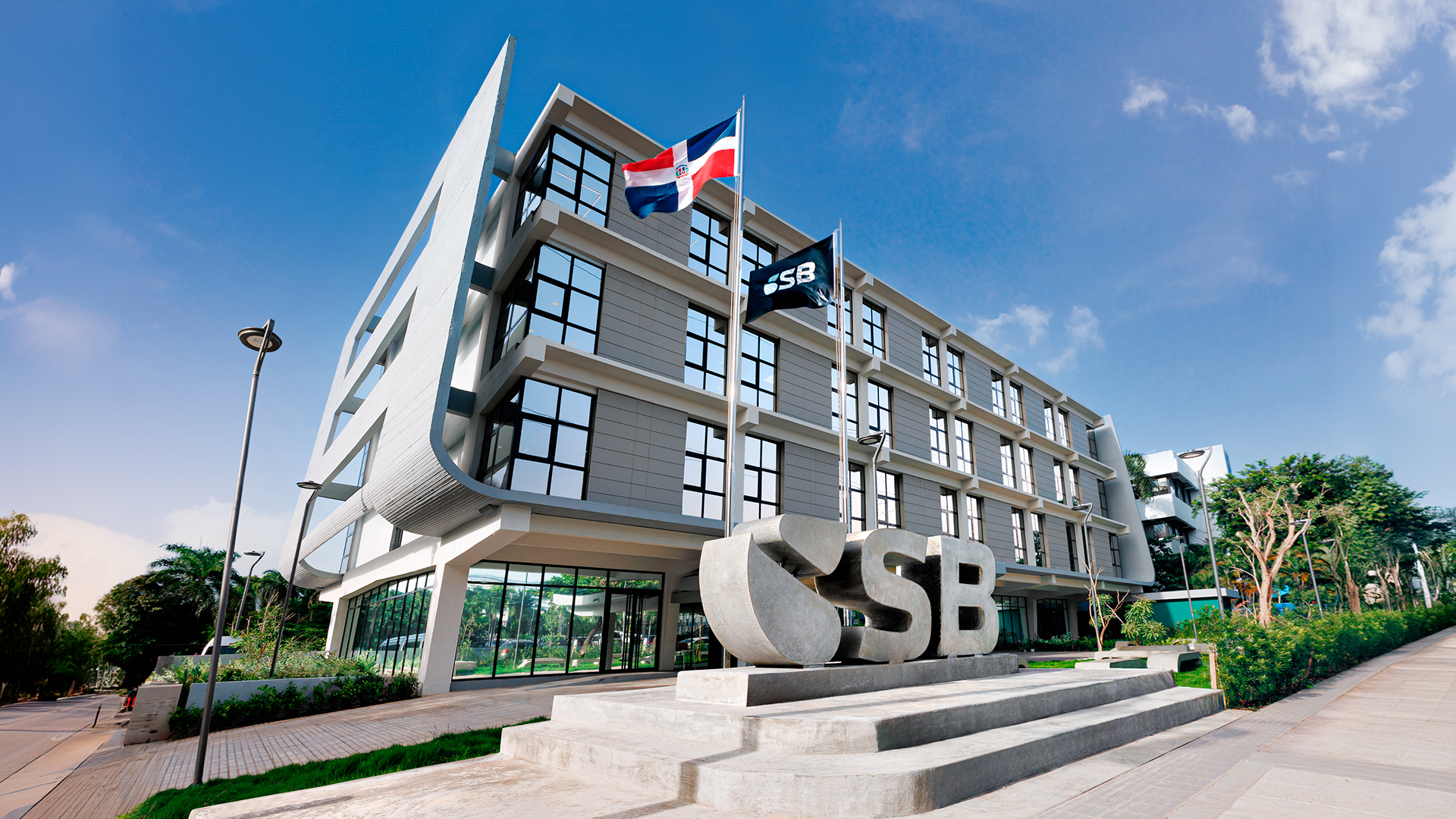 Captaciones del Sistema Financiero en República Dominicana Crecen un 8.8% al Primer Semestre de 2024