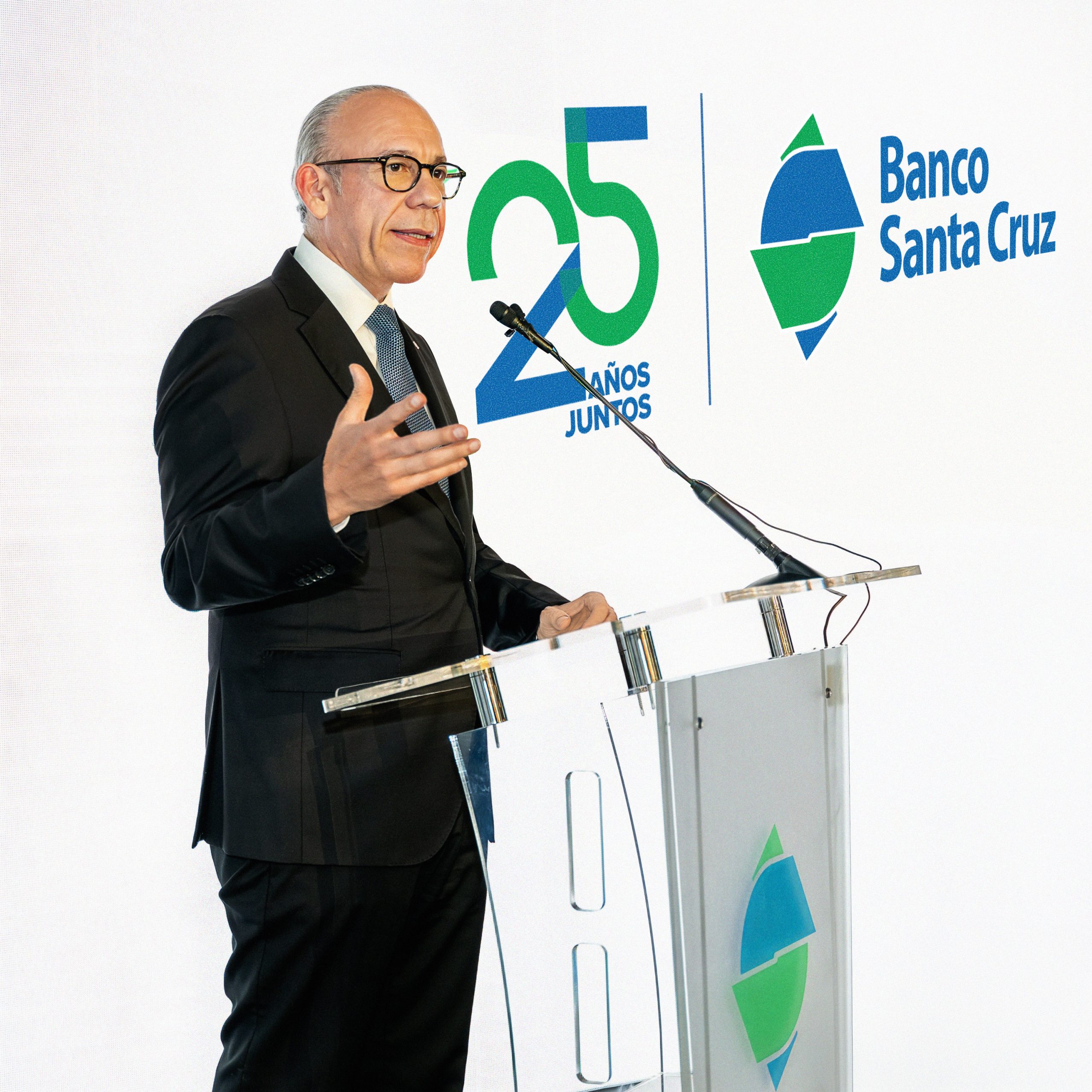Banco Santa Cruz celebra 25 años como referente en el sistema financiero dominicano