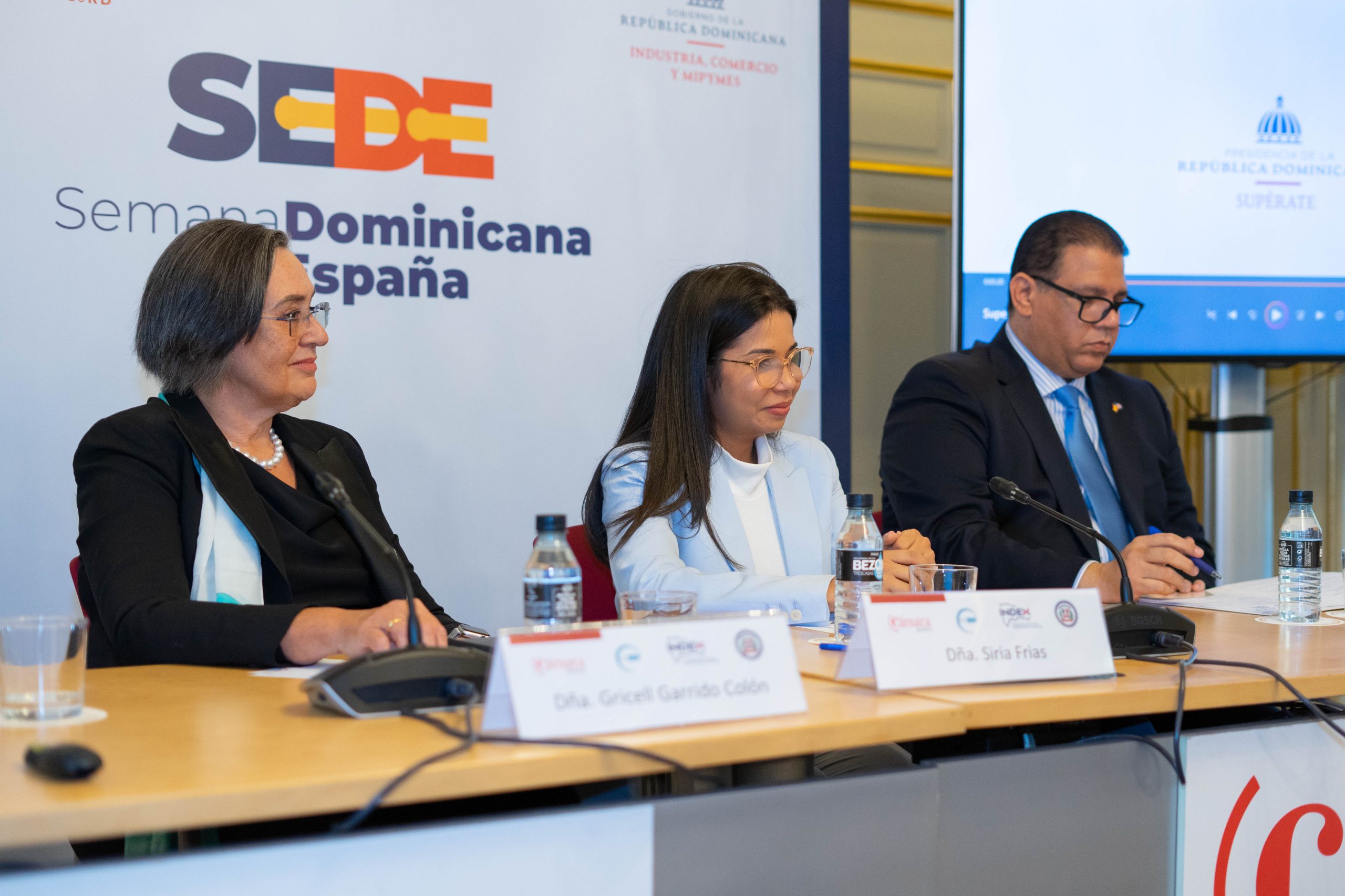 Lanzan en España la "Red de Empoderamiento de las Mujeres Dominicanas" para Impulsar el Crecimiento Empresarial Femenino