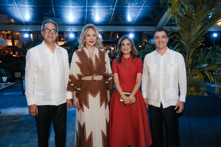 Banco Popular Dominicano inaugura el Centro Cultural Taíno Casa del Cordón con un espectacular concierto en la Plaza de España