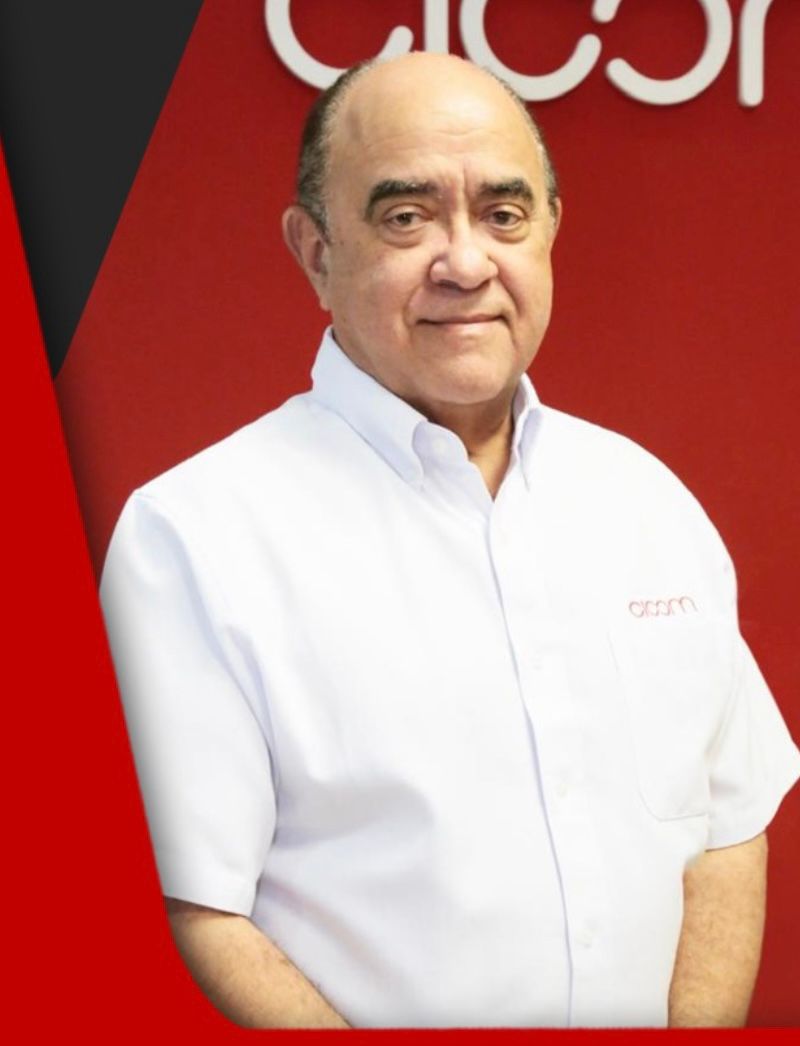 Manuel Quiterio Cedeño Resalta Importancia de "La Semanal" y Evolución de la Comunicación Gubernamental