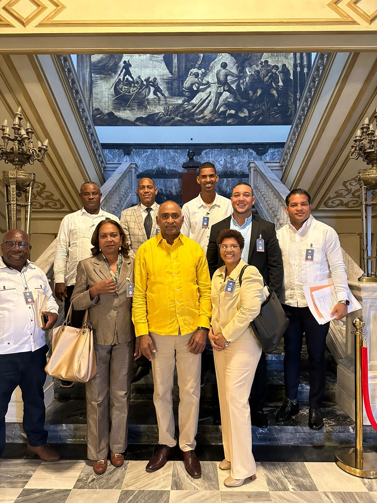 Senador Julito Fulcar y Líderes Municipales de Peravia Gestionan Obras de Infraestructura en Visita al Palacio Nacional