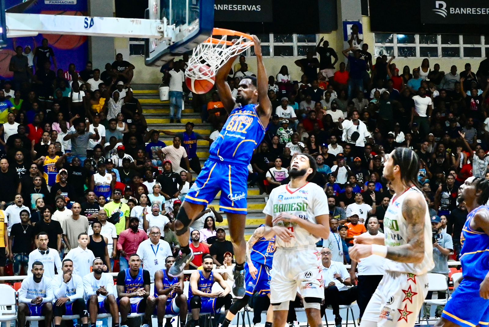 Juan Miguel Suero Lidera a Mauricio Báez en Triunfo Clave para Empatar la Final del TBS Distrito 2024