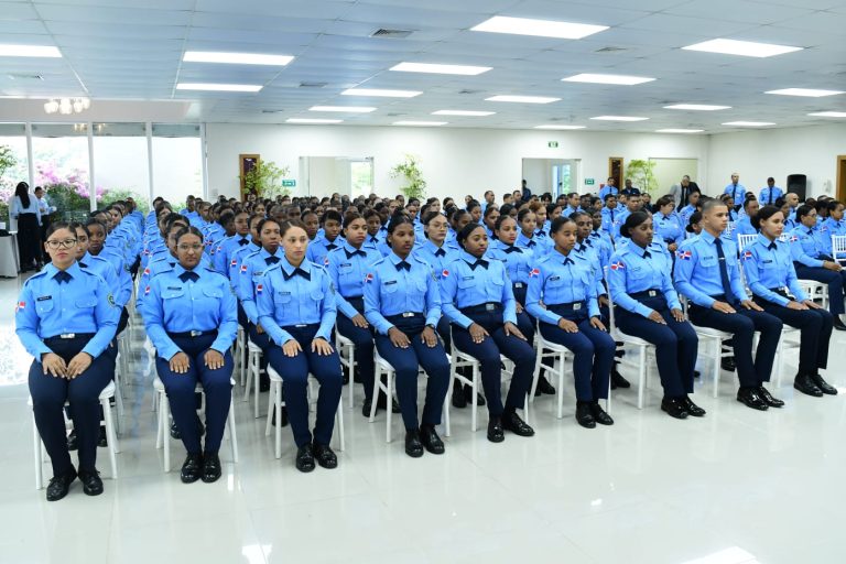 CESAC Convoca a Jóvenes a Unirse a la Protección de la Seguridad Aeroportuaria en República Dominicana