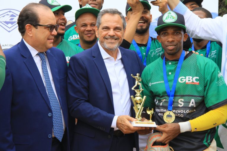 UTESA se corona campeona del Torneo Nacional de Béisbol Universitario 2024