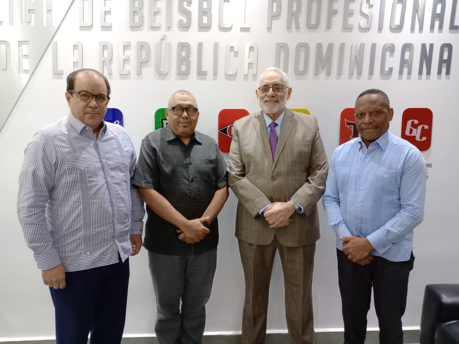 LIDOM y MIDEREC garantizan acceso y facilidades para cronistas deportivos en el Quisqueya