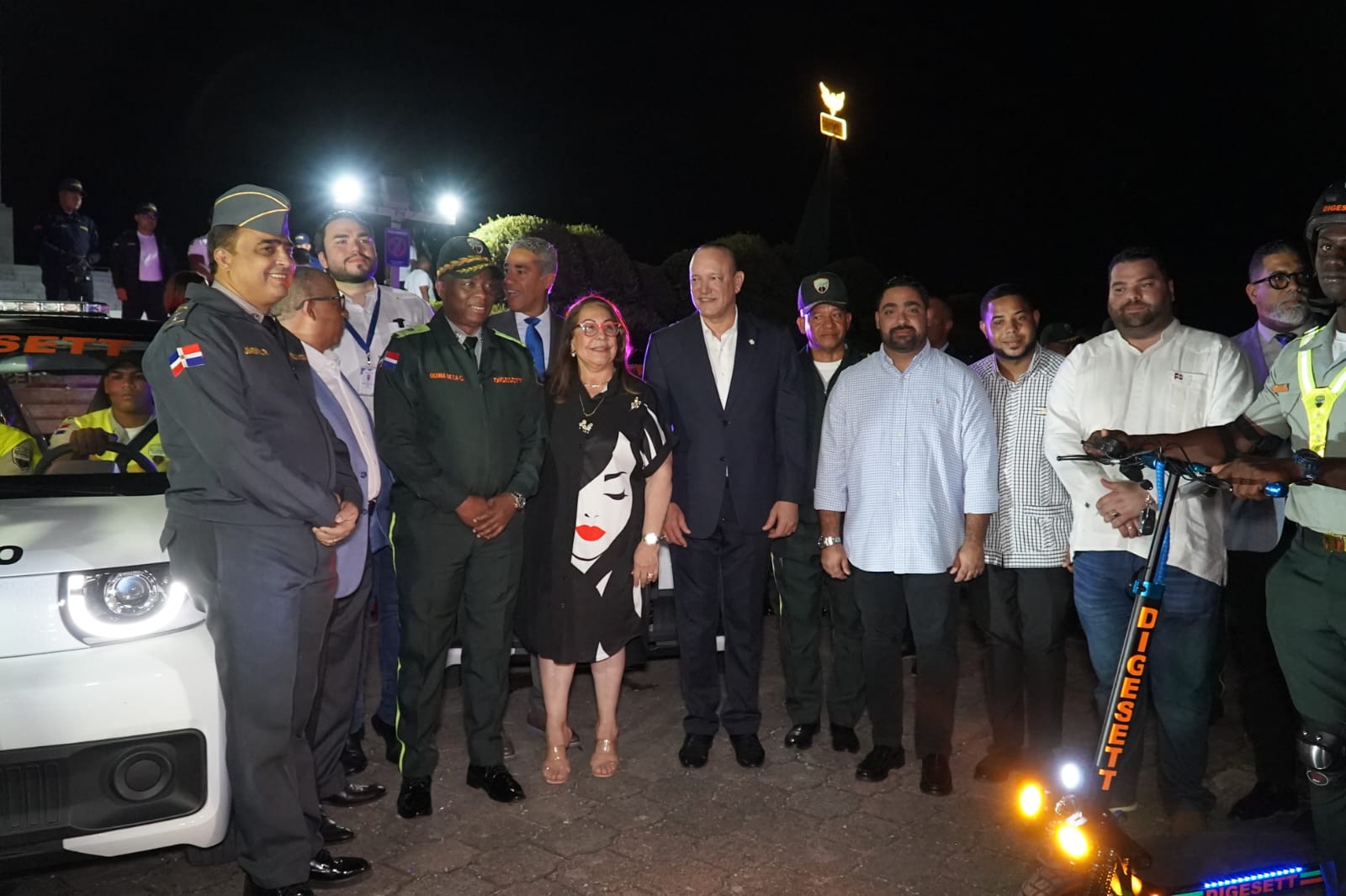 DIGESETT Refuerza la Seguridad Vial en Santiago con Vehículos Eléctricos y Nuevos Agentes