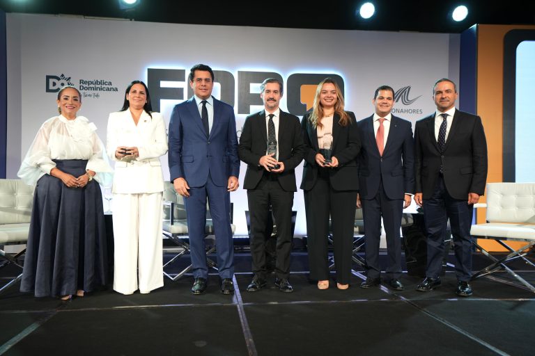 ALTIO y El Dorado Water Park ganan premio “Transacción del Año” por su impacto en el turismo dominicano