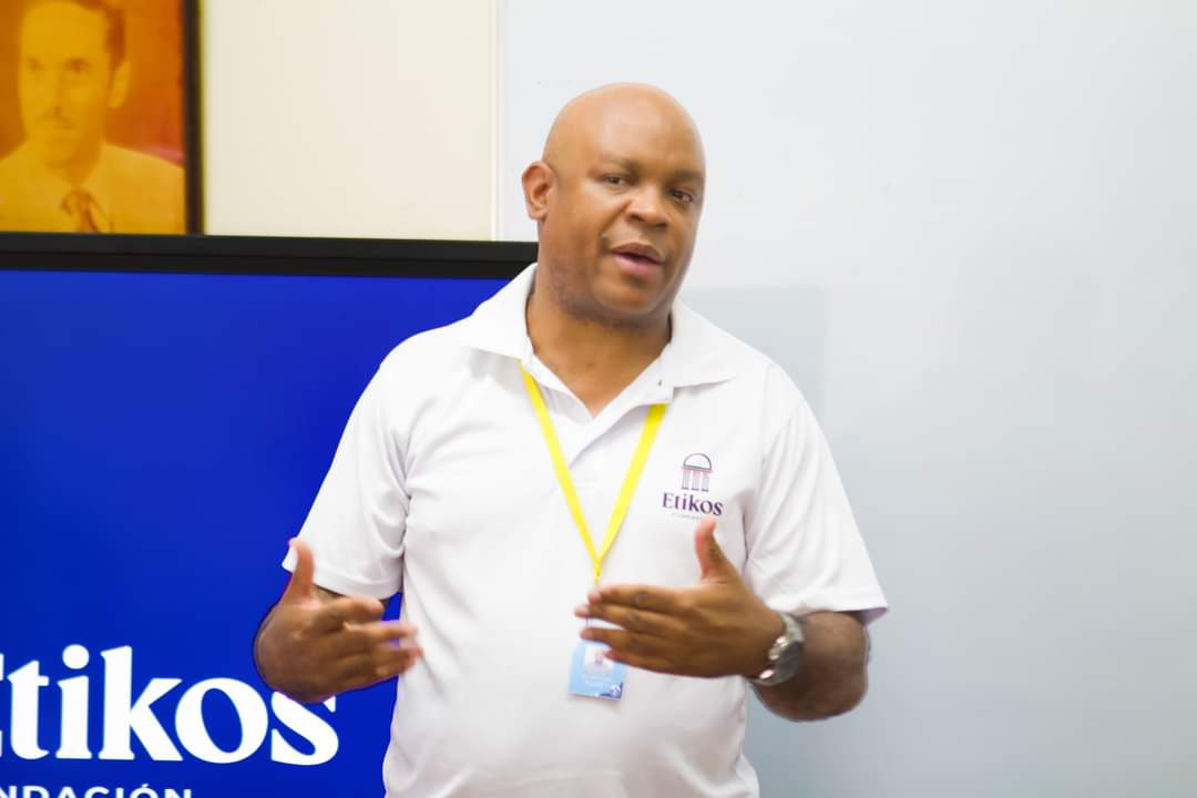 Fundación Etikos lidera el Tercer Simposio de Investigación Colaborativa 2024 para fortalecer capacidades en salud y bioética