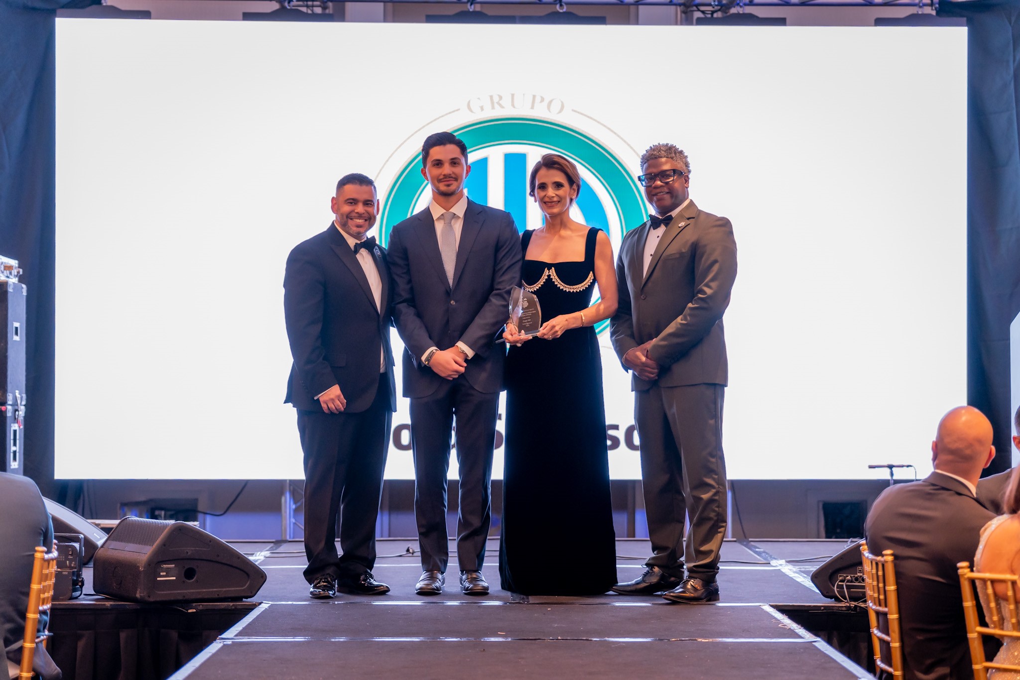 Grupo SID recibe reconocimiento en Miami por su compromiso con la comunidad dominicana y el desarrollo sostenible