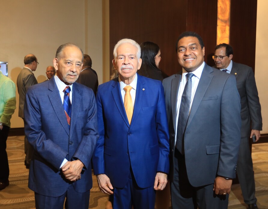 Banco BHD Celebra Navidad con Líderes y Reafirma su Compromiso con el Impacto Social y la Innovación