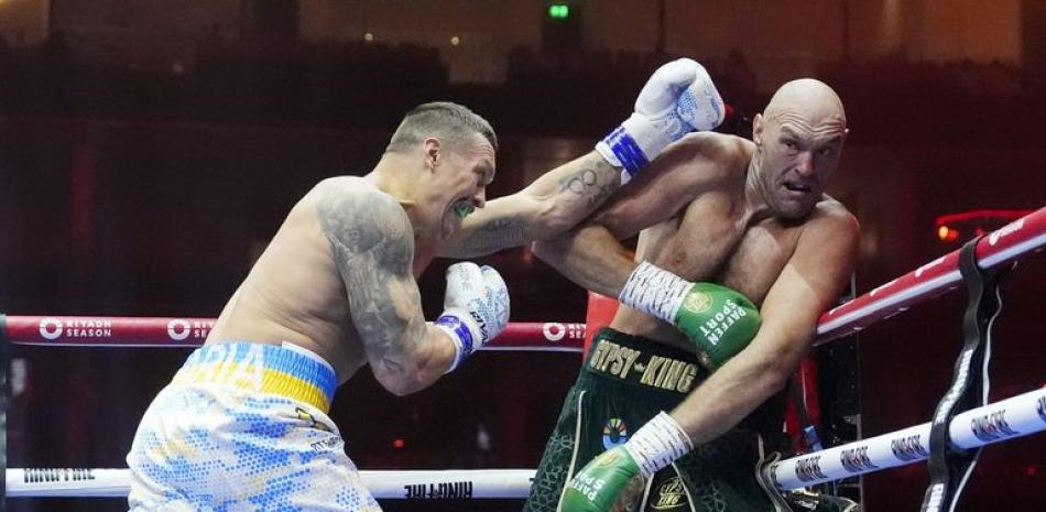 Oleksandr Usyk consolida su legado: Derrota definitiva a Tyson Fury y se consagra como el mejor peso pesado de su generación