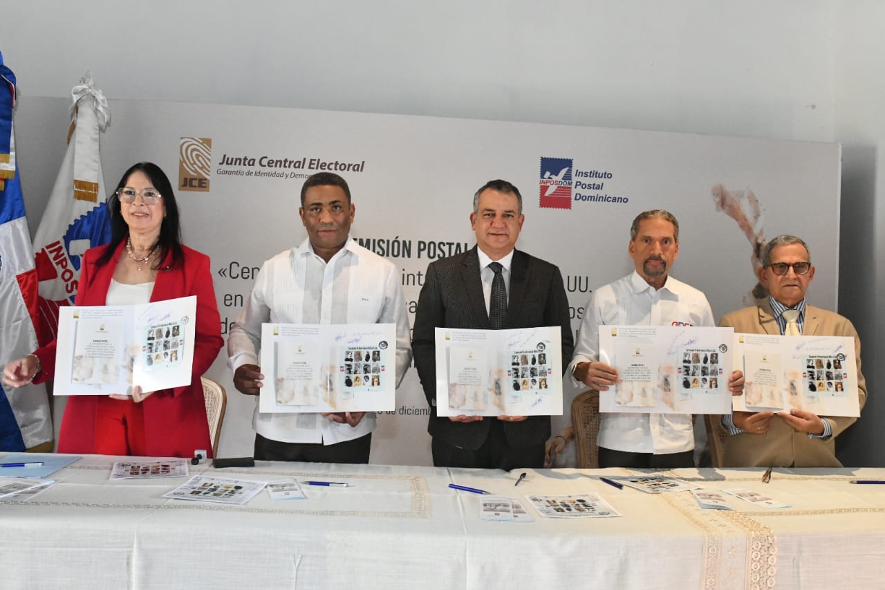 JCE Conmemora 100 Años de Democracia y Soberanía Nacional con Emisión de Sello Postal Histórico