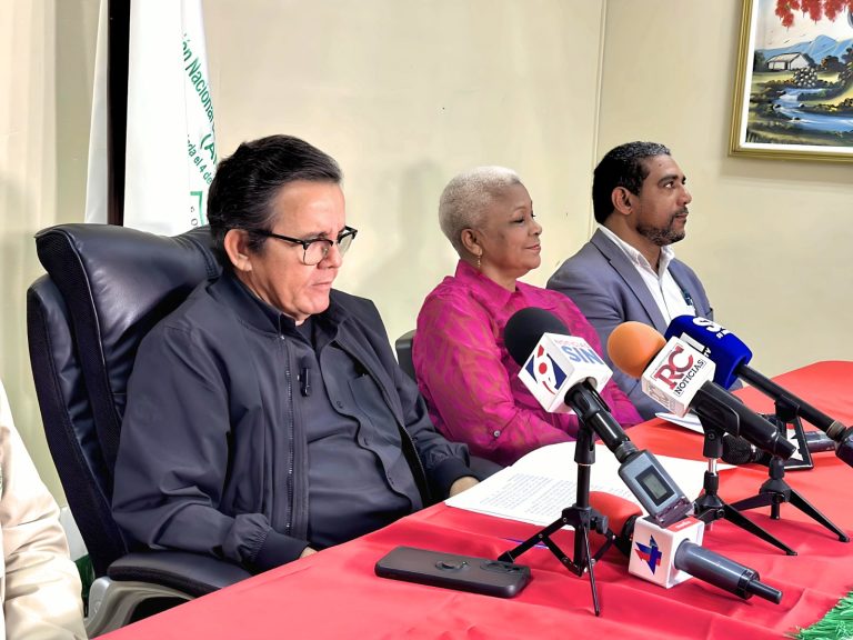ANPA y Ministro de Agricultura acuerdan importantes beneficios para los profesionales agropecuarios