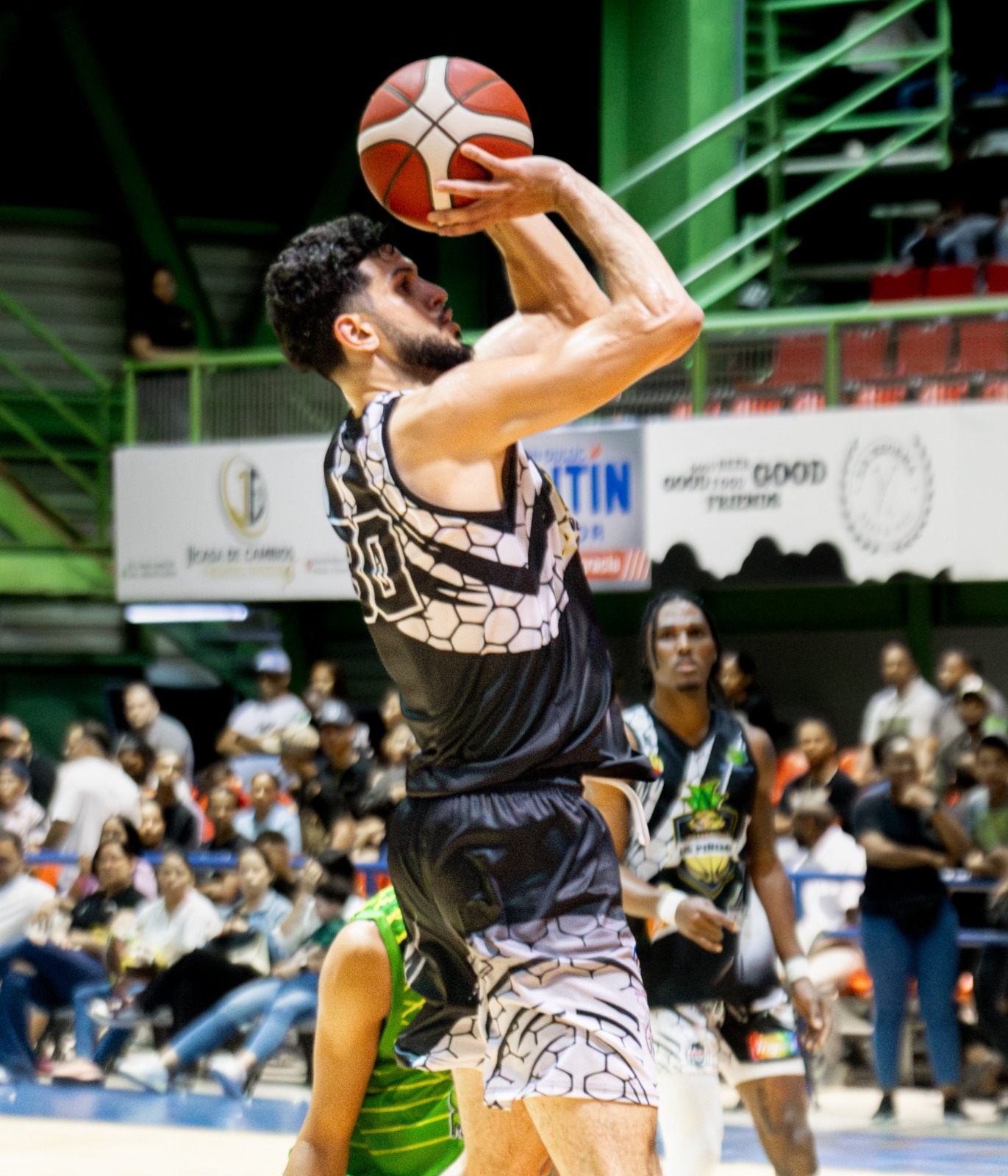 San Francisco rompe el invicto de Savica en el TBS Higüey 2024 con una victoria de infarto