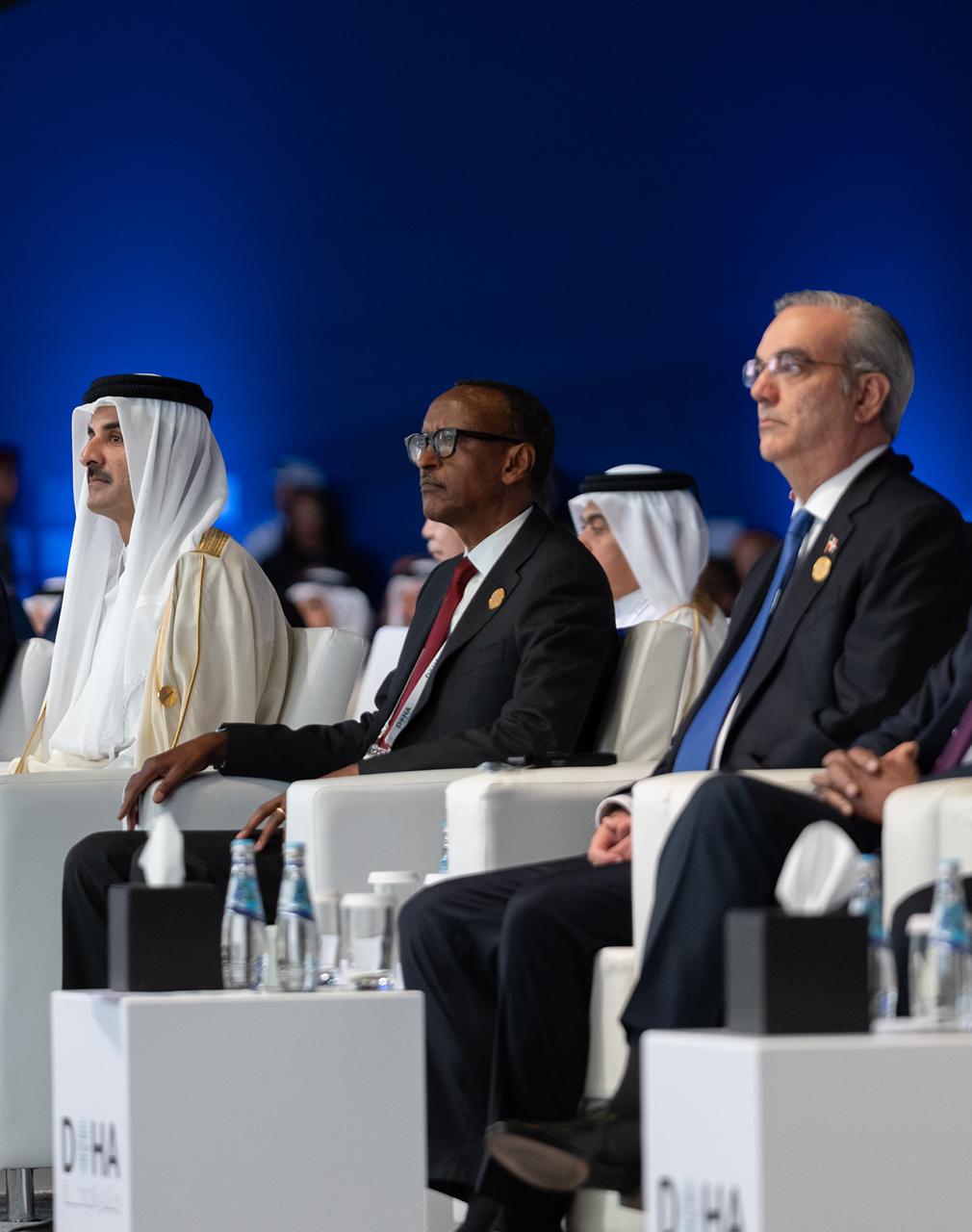 Luis Abinader impulsa relaciones estratégicas en Qatar durante el Foro Mundial de Doha