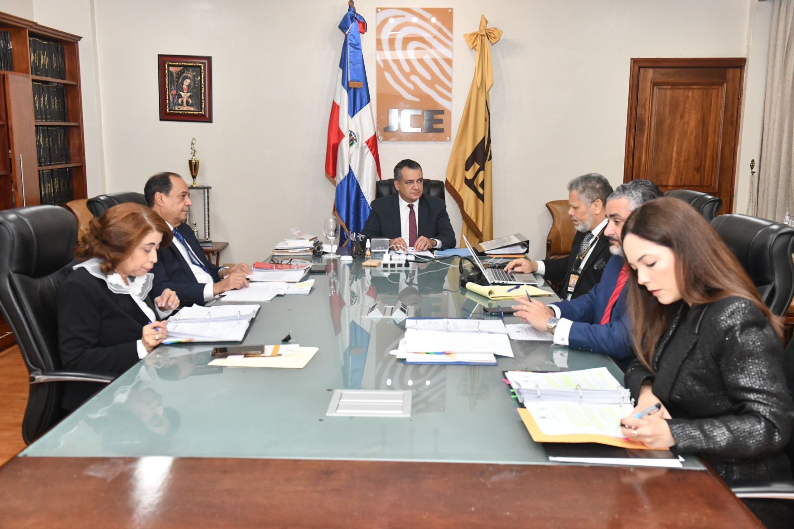 La JCE impulsa investigación clave para combatir la abstención electoral en República Dominicana