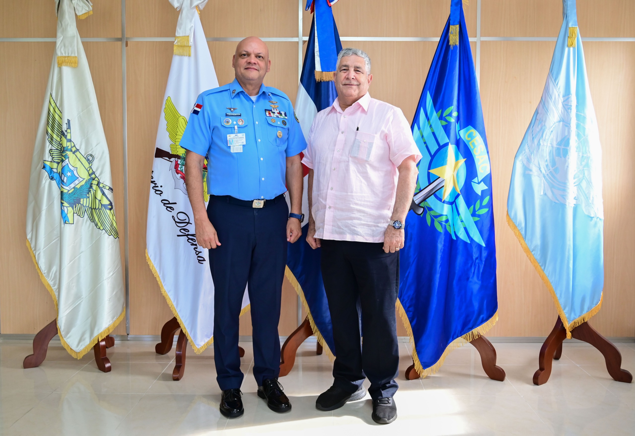 La FAA y el CESAC fortalecen la colaboración para la seguridad de la aviación en la región