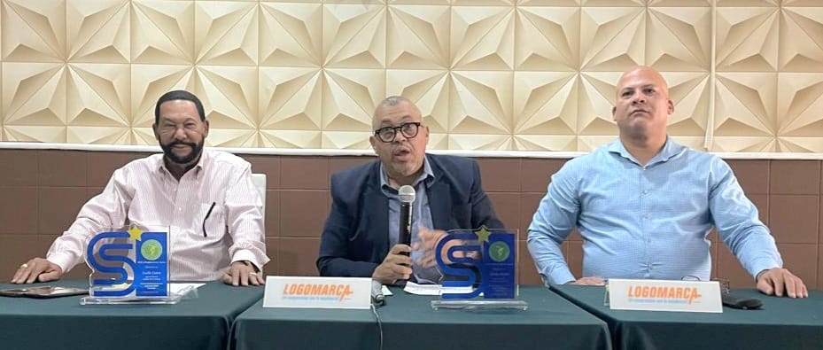 Aderlin Rodríguez y Luis Moreno Brillan como Peloteros Estrella de la Semana