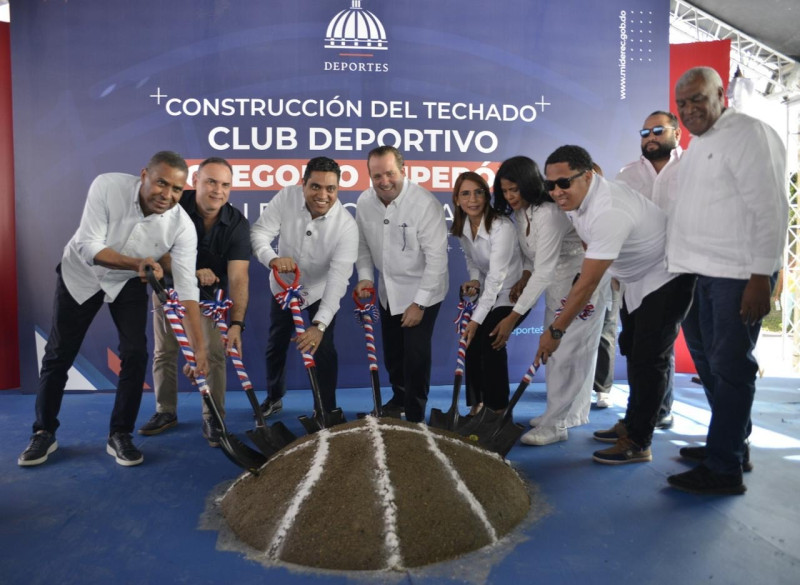 Puerto Plata Inicia Transformación Deportiva con la Construcción de Techados en Clubes Históricos
