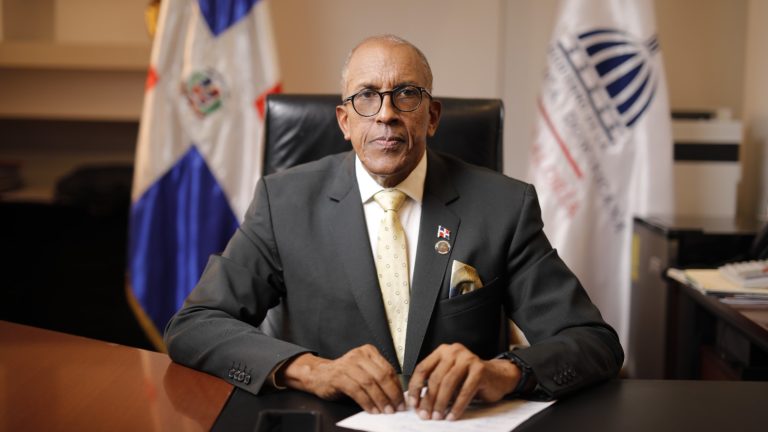 Contralor Félix Santana destaca crecimiento sostenido de Coopecogral en su VIII Asamblea General