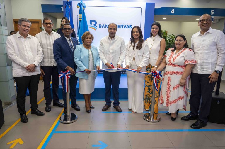 Banreservas expande su presencia en Villa Mella con moderna oficina y sólido crecimiento financiero