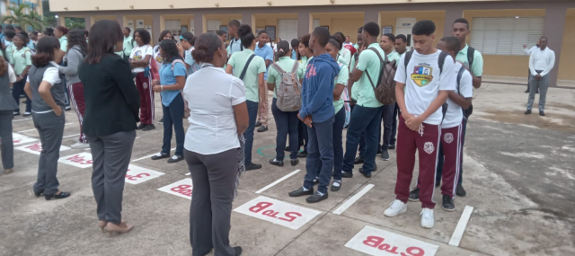 Minerd responde de inmediato a las demandas del Politécnico Tulio Manuel Cestero en Villa Altagracia