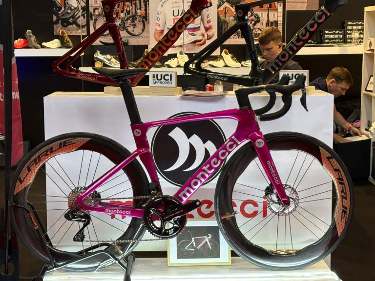 Montecci Bikes lleva el orgullo dominicano al mayor escenario del ciclismo en Europa: Velofollies 2025