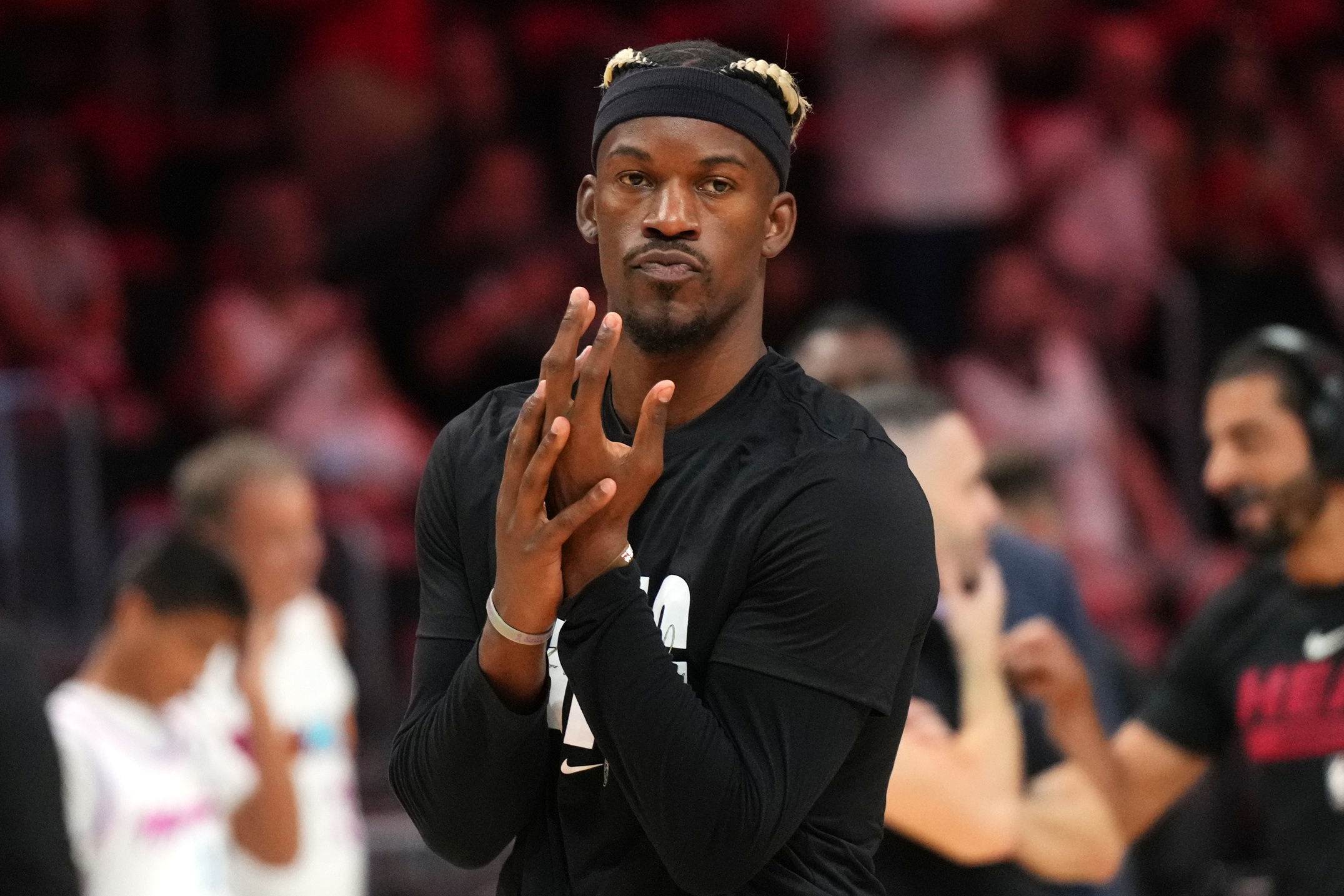 Jimmy Butler deja Miami: se une a los Warriors en un traspaso impactante