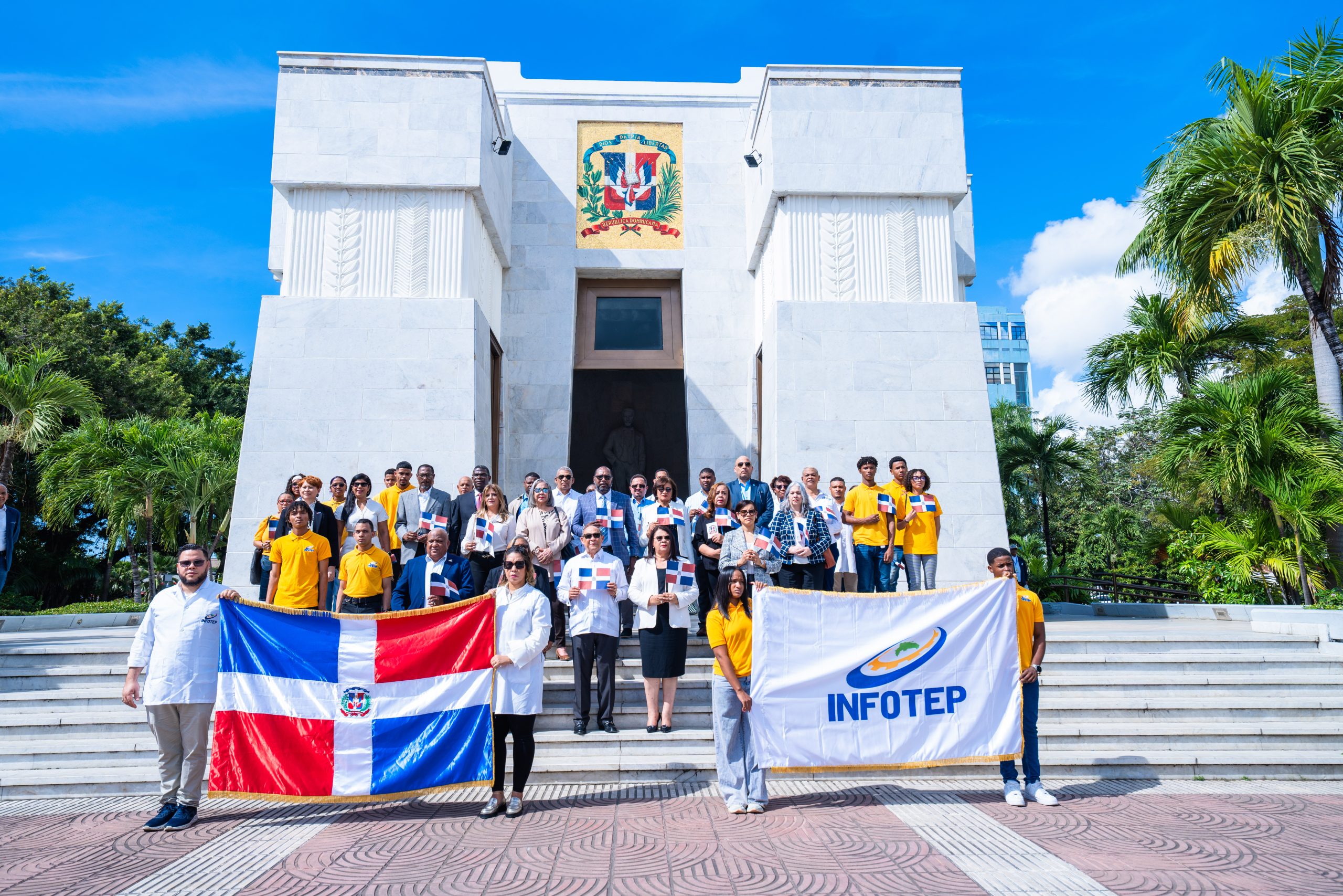 INFOTEP Rinde Homenaje a los Padres de la Patria en el Mes de la Independencia Nacional