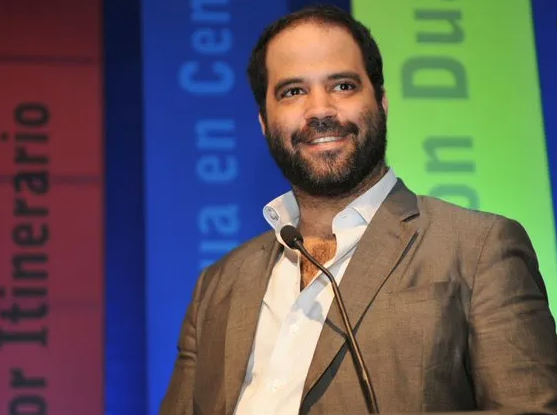 Juan Bautista Vicini felicita a Adriano Espaillat por exitoso evento Dominicanos en el Capitolio