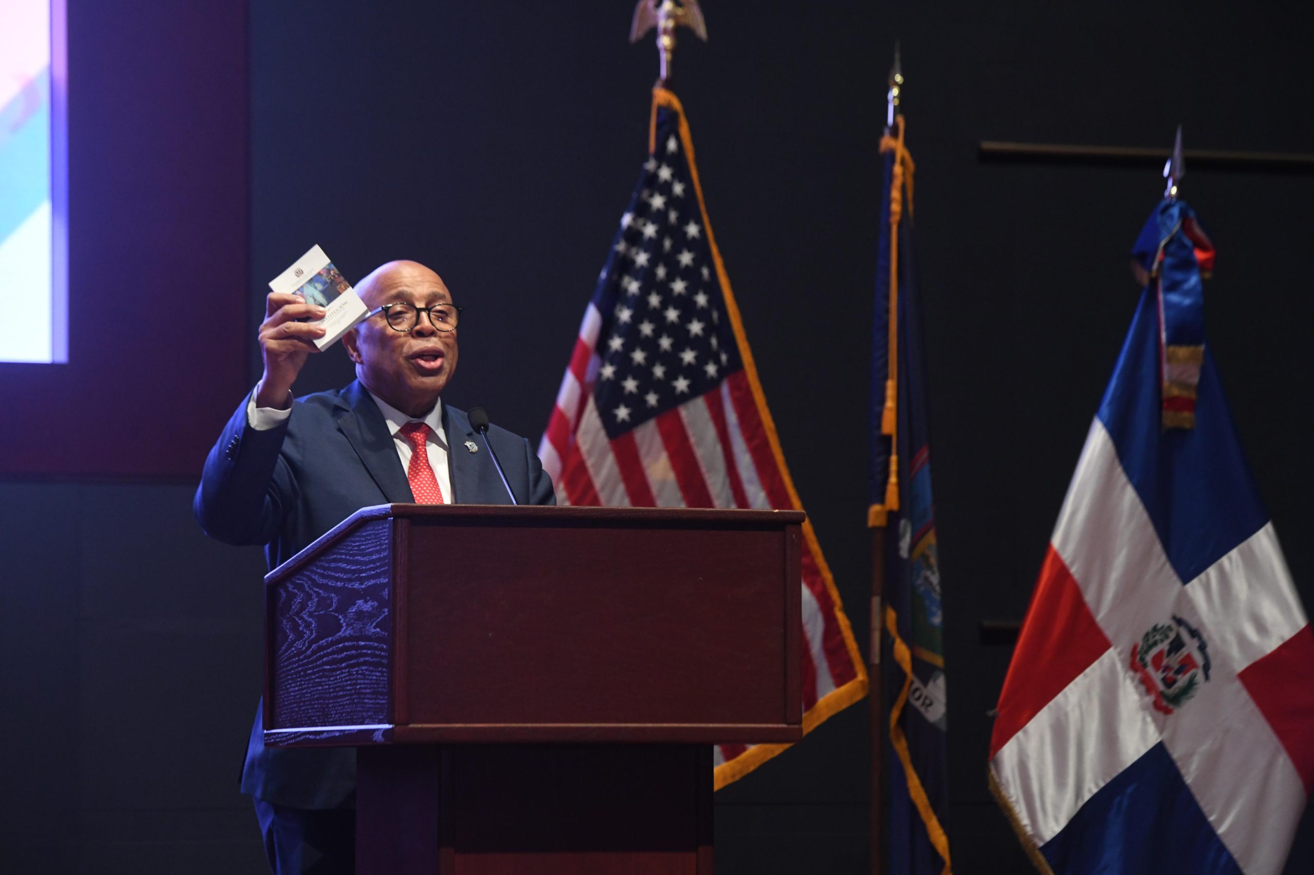 Alfredo Pacheco destaca en Washington el impacto de la diáspora dominicana en el desarrollo nacional