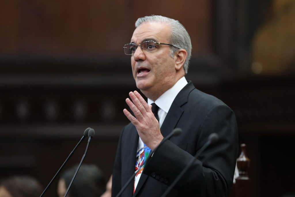Supérate fortalece su impacto social: Presidente Abinader destaca logros en su rendición de cuentas