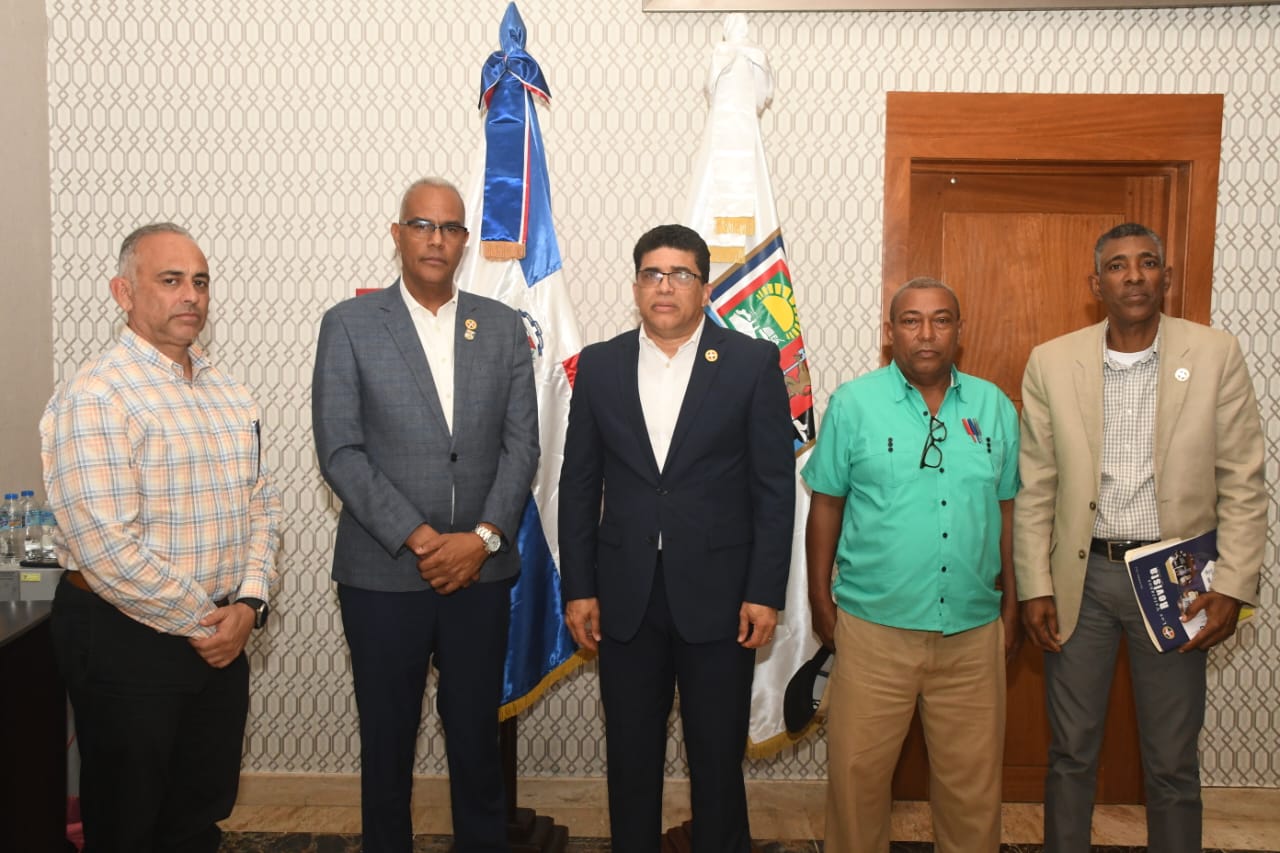 Veteranos proponen construcción de panteón de honor en Santo Domingo Este