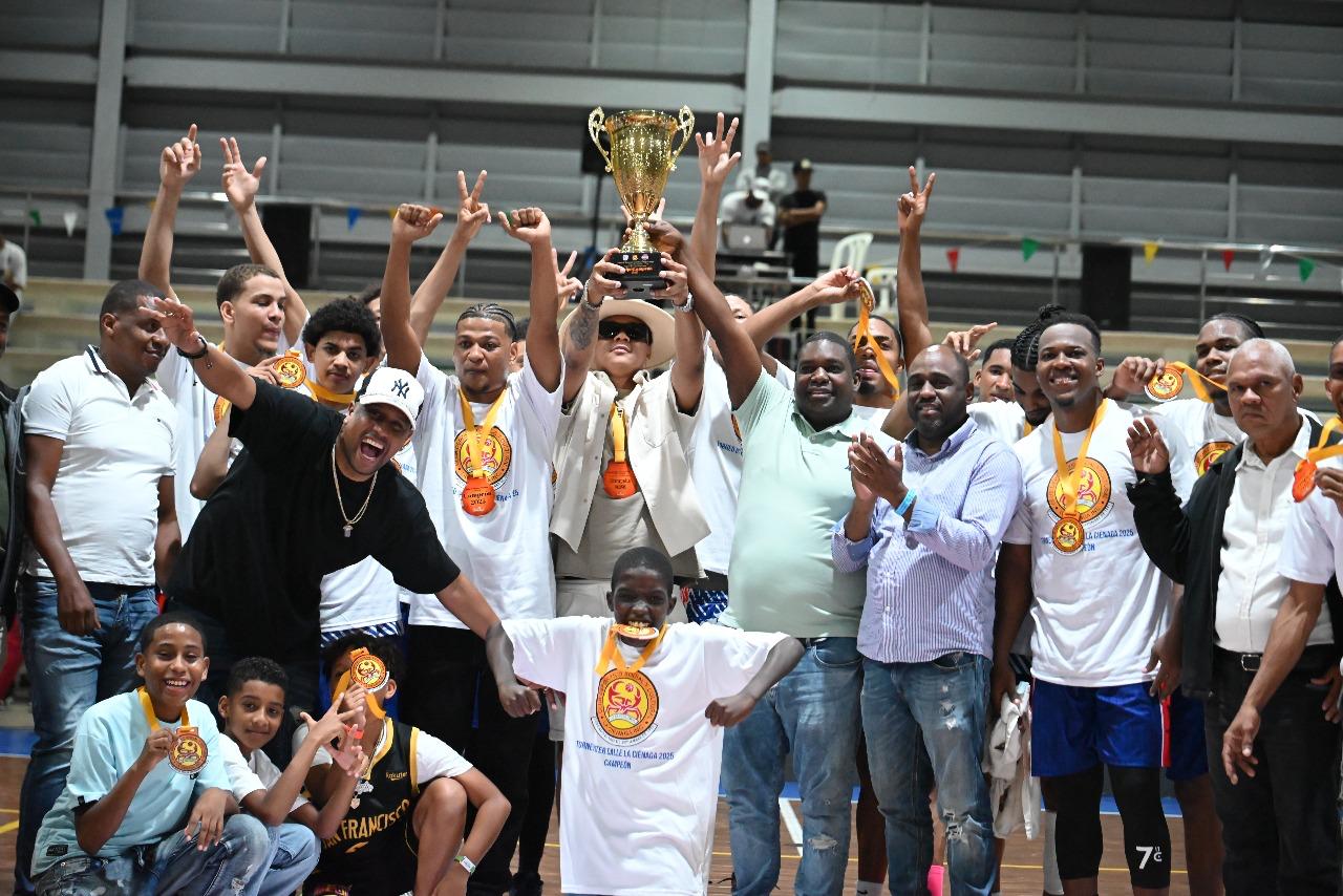 La Marina se corona campeona del Torneo Intercalles de La Ciénaga