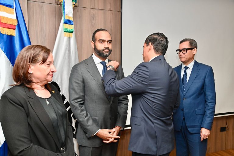 Samuel Sena y Yanis Mejía se integran al CNSS como nuevos representantes del sector técnico y profesional