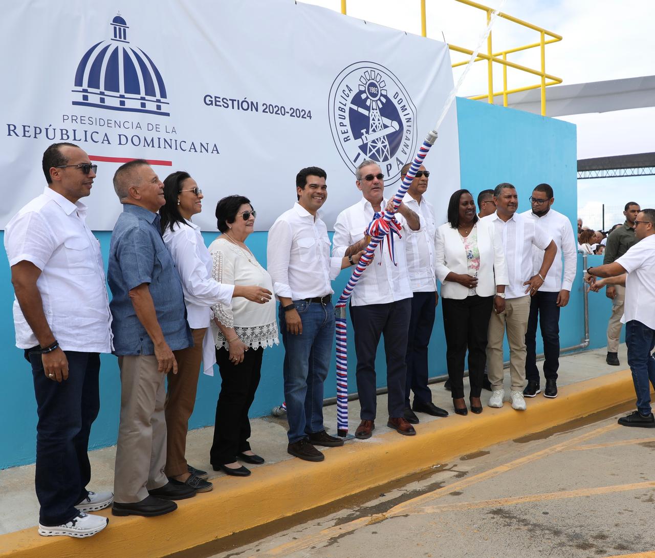 Abinader entrega importantes obras en Miches