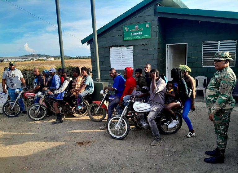 Ejército detiene 29 inmigrantes indocumentados