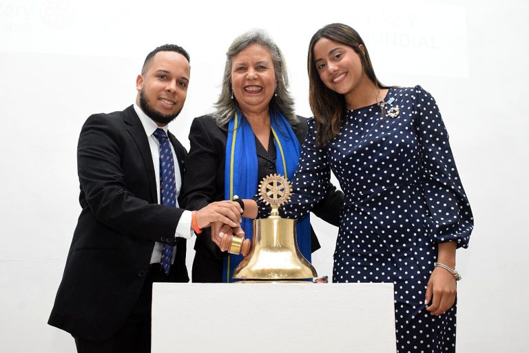 Rotarios celebran 120 años de servicio a la comunidad