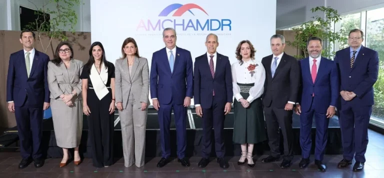 Abinader destaca crecimiento récord y fortaleza económica de República Dominicana