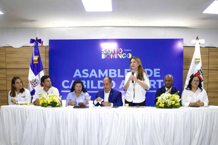 Cabildo Abierto ratifica inversión de 150 millones en obras comunitarias