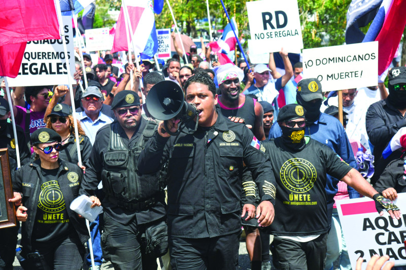 Expectativa por la marcha patriótica en El Hoyo de Friusa: tensión, vigilancia y llamado a la calma