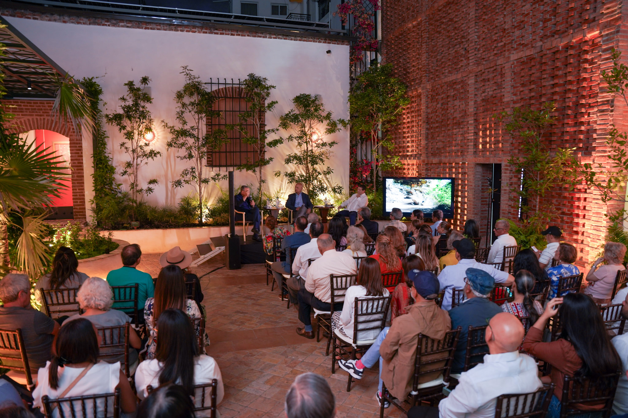 Centro Cultural Taíno Casa del Cordón explora las cuevas como legado taíno