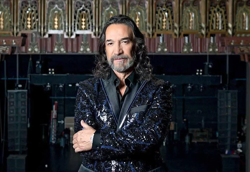 Marco Antonio Solís Conquista Santo Domingo con un Concierto Cargado de Nostalgia y Sorpresas