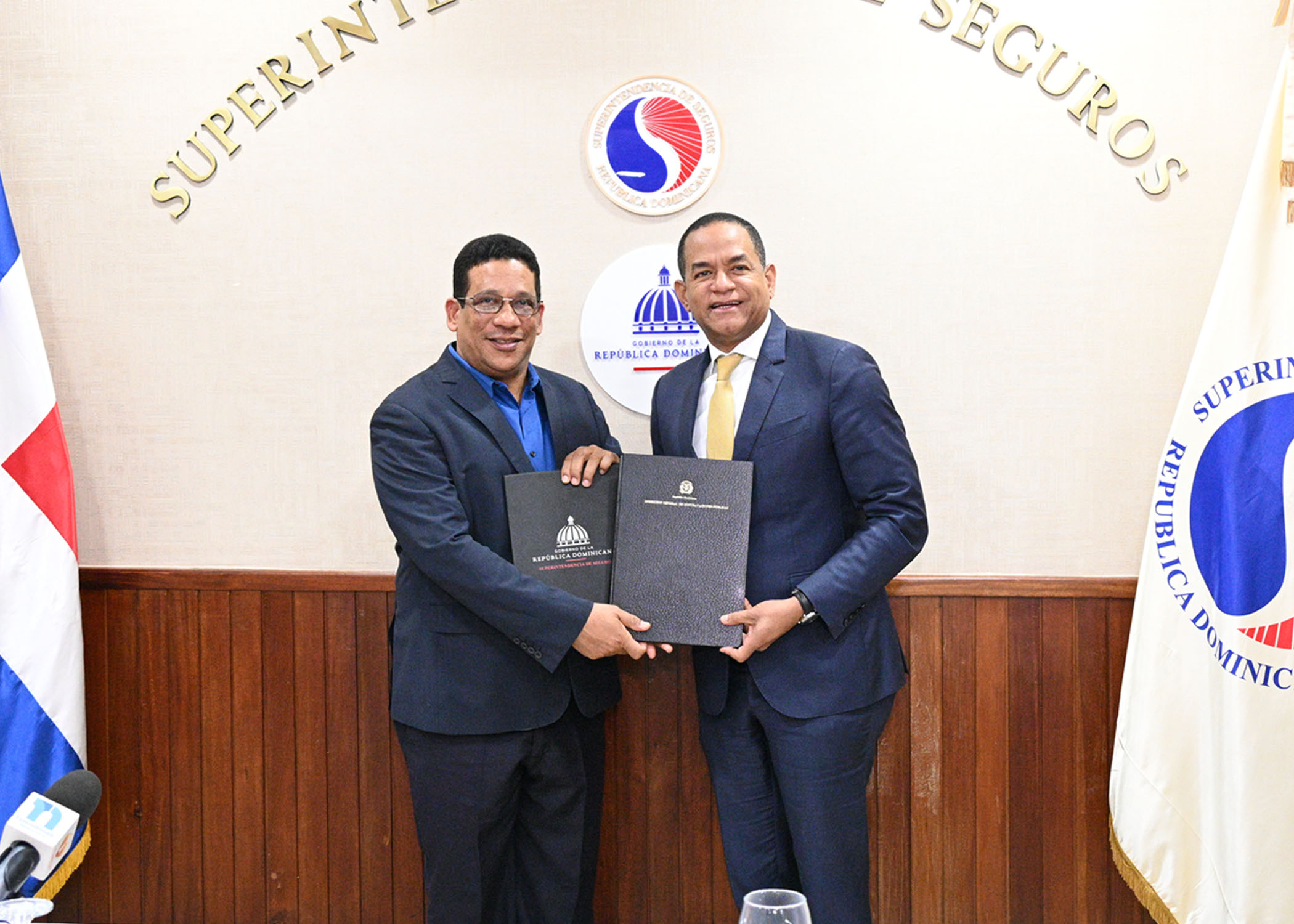 Superintendencia de Seguros y Contrataciones Públicas refuerzan transparencia en la contratación de seguros