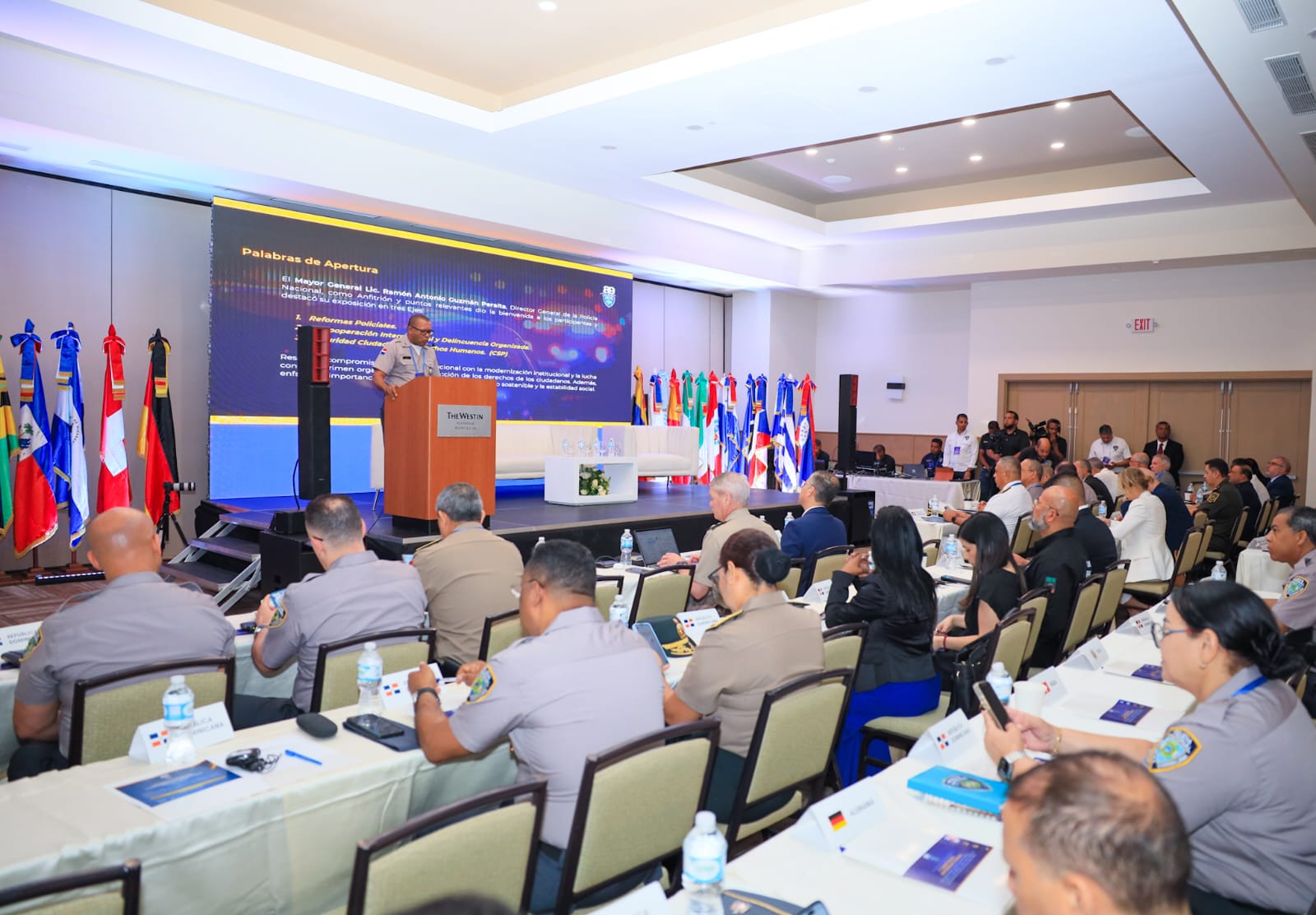 Expertos analizan desafíos de seguridad en la segunda jornada del Primer Simposio Internacional