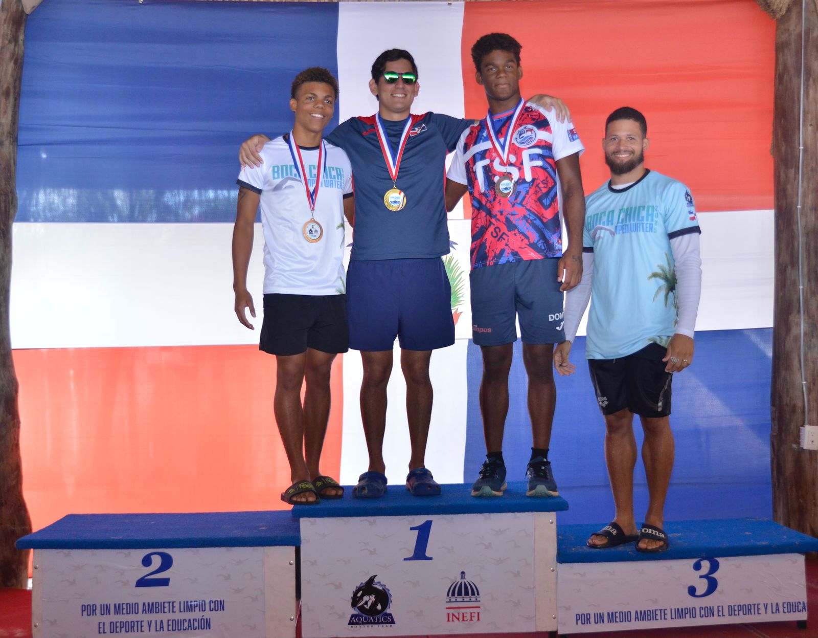 Lucas Ega y Laurent Estrada triunfan en la 14ª edición del Boca chica Open Water