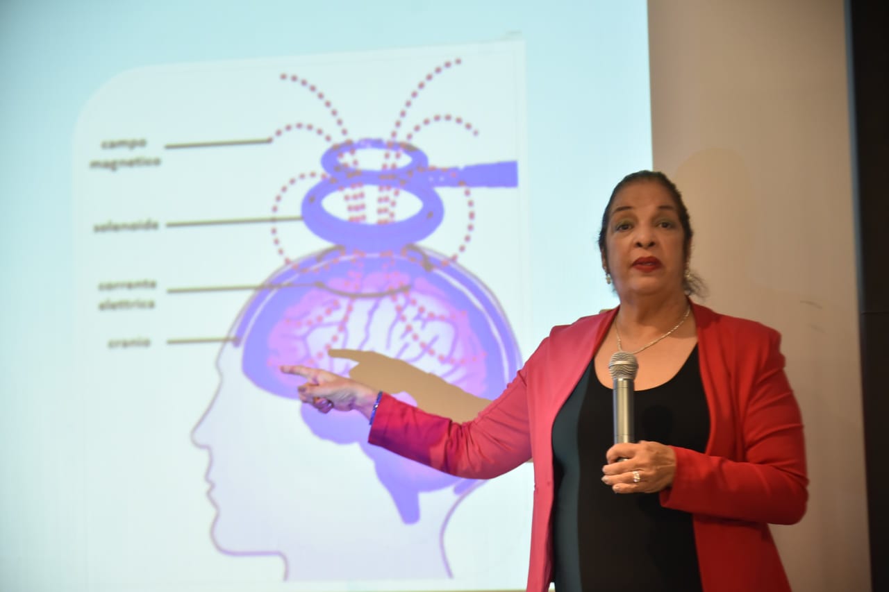 Psiquiatra Rose Nina destaca el impacto de la neuromodulación en la salud mental en República Dominicana