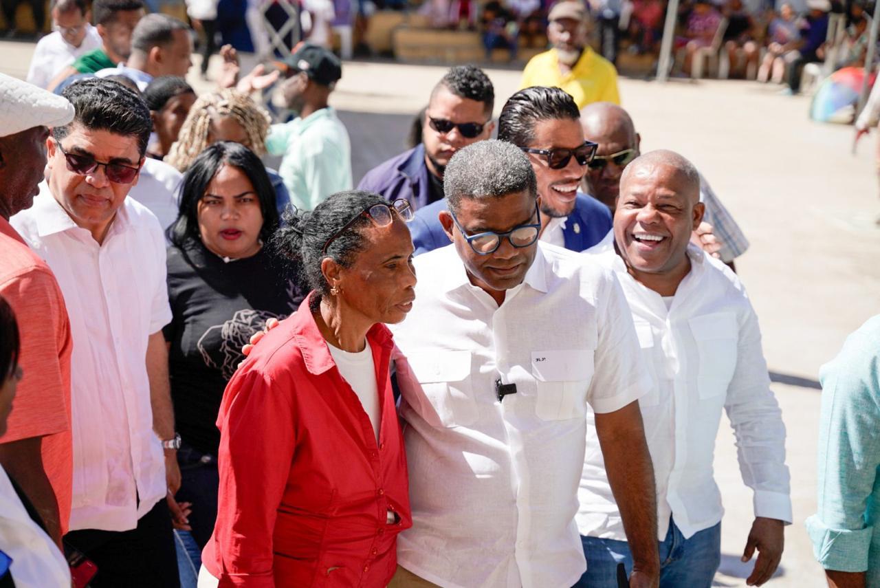 Robert Polanco anuncia jornadas de inclusión social en sectores marginados a la orilla del Río Ozama en SDE